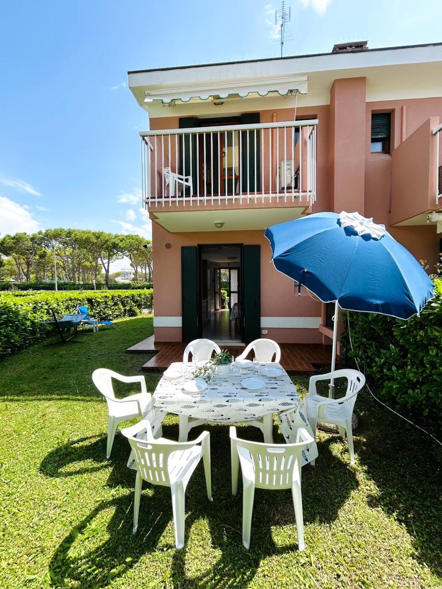 Beachside Family Garden Retreat Кавалино-Трепорти Екстериор снимка